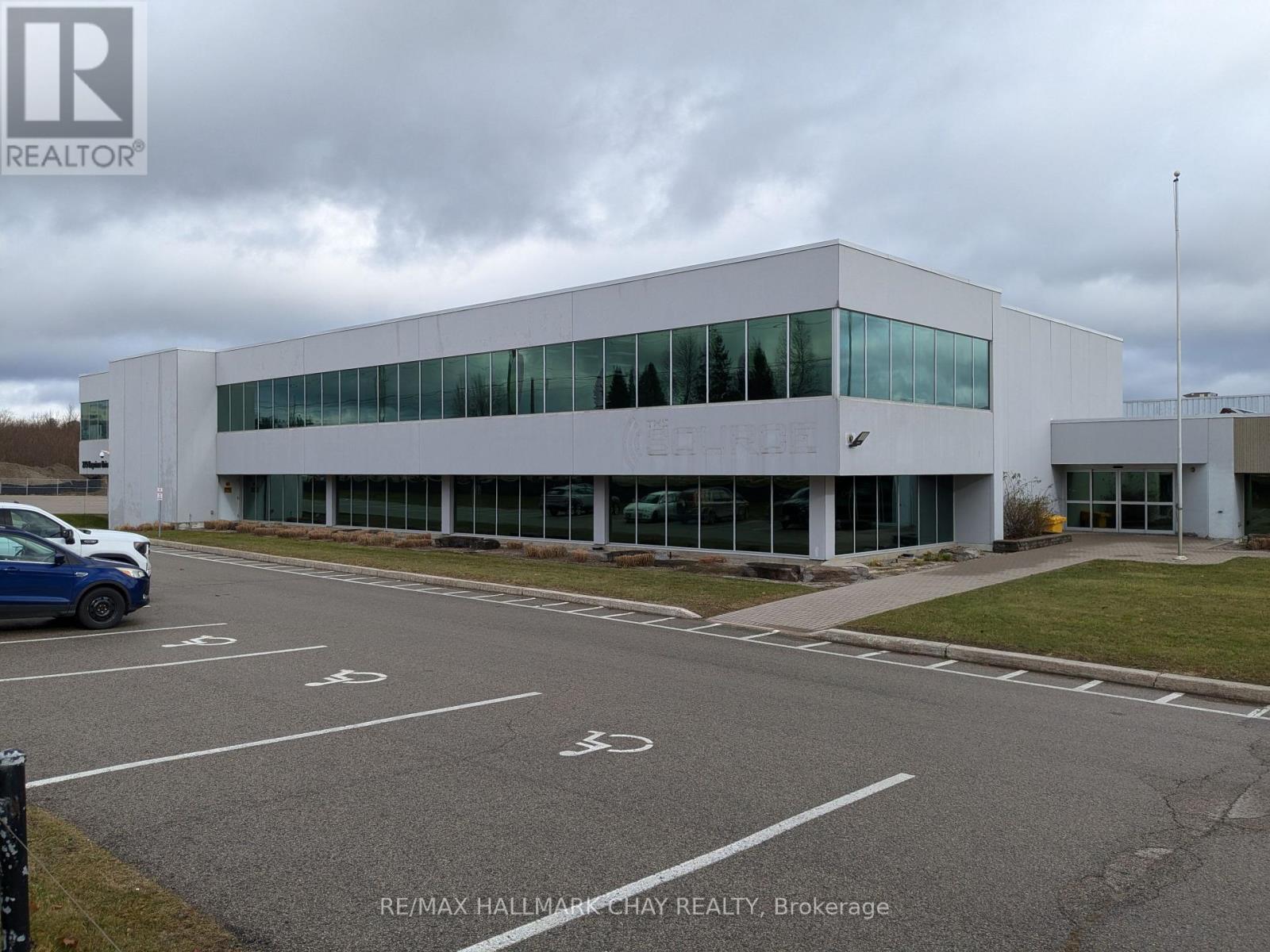 J - 279 BAYVIEW DRIVE, Barrie, Ontario