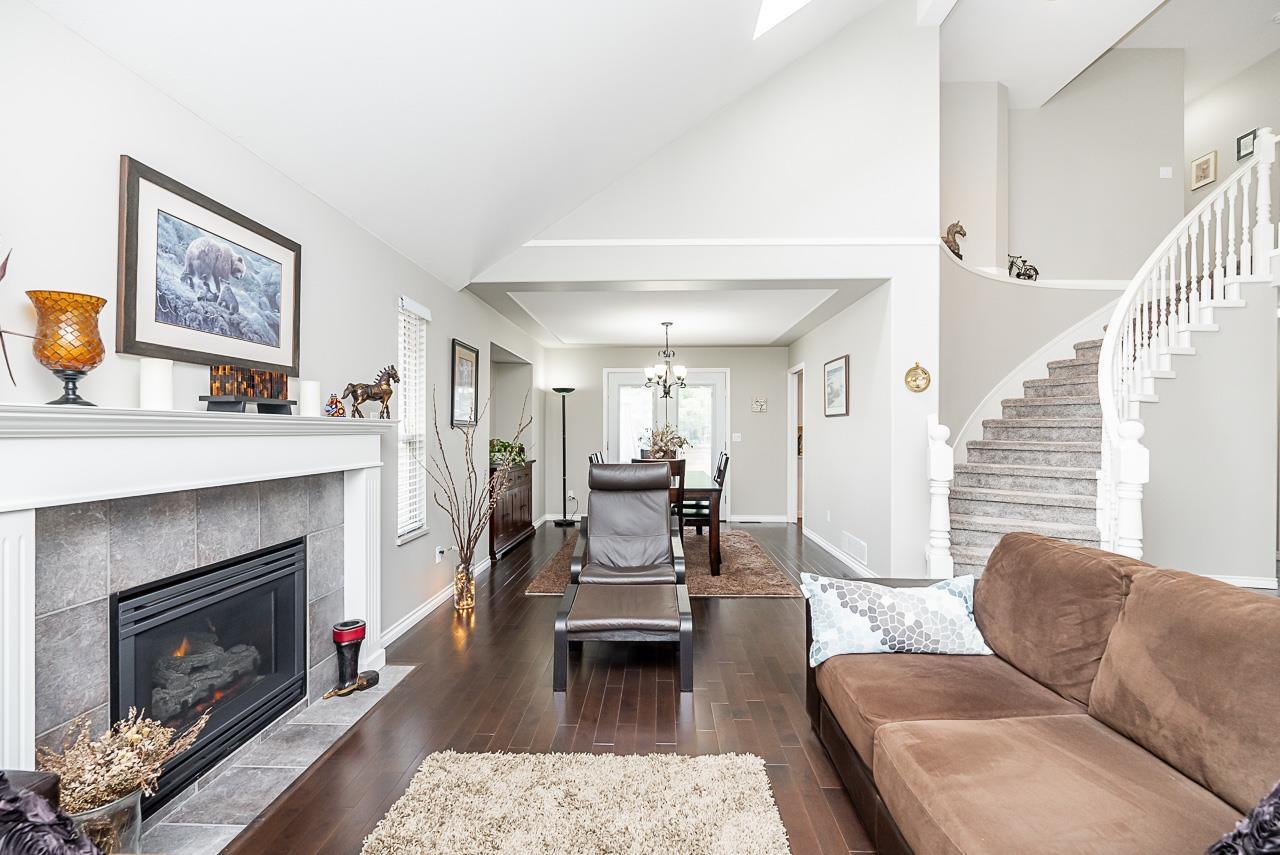 6069 169 Street, Surrey, British Columbia  V3S 8X5 - Photo 6 - R2983984
