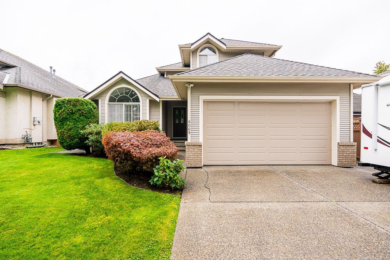 6069 169 Street, Surrey, British Columbia  V3S 8X5 - Photo 3 - R2983984