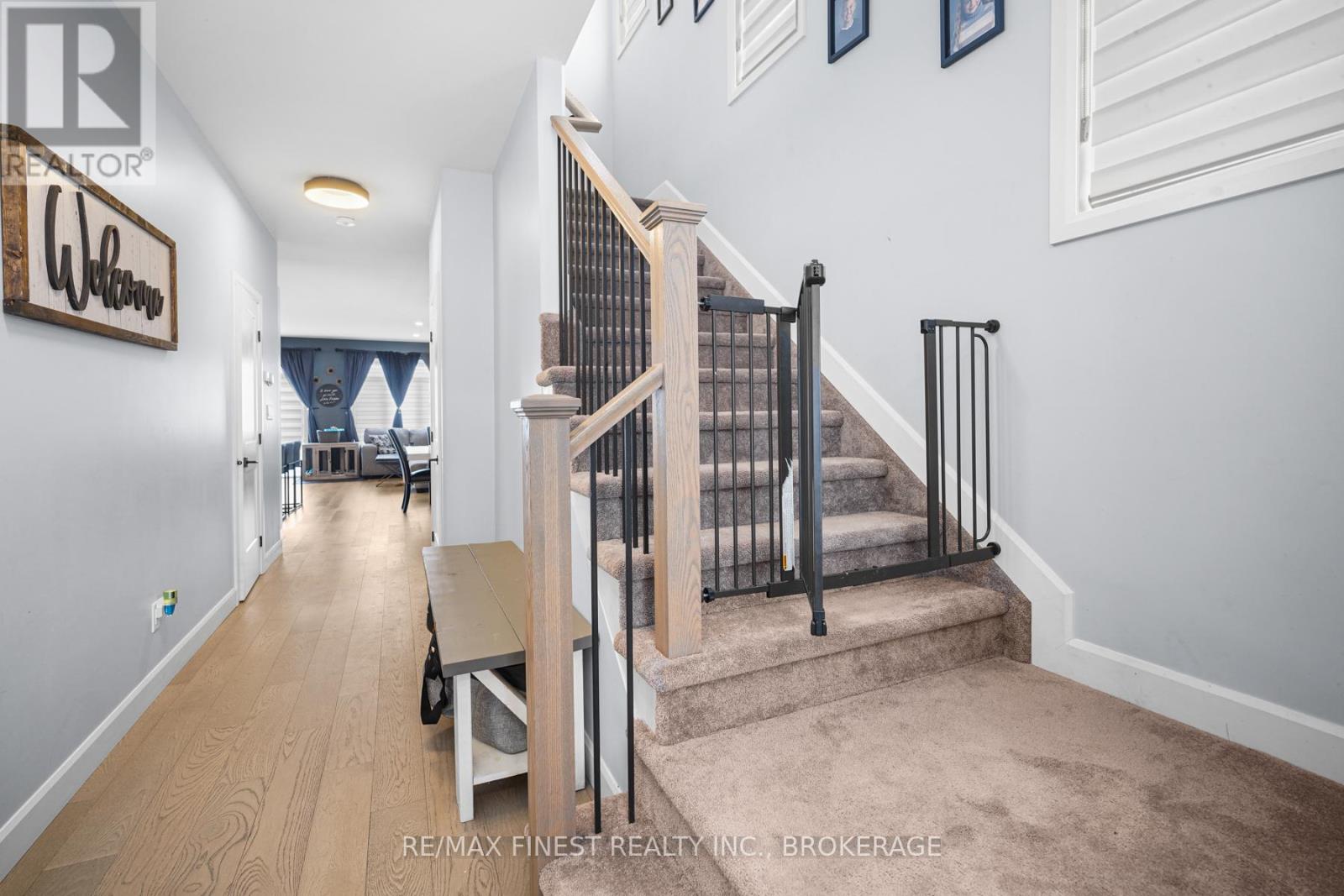 Property at 15 DUSENBURY DRIVE image 4
