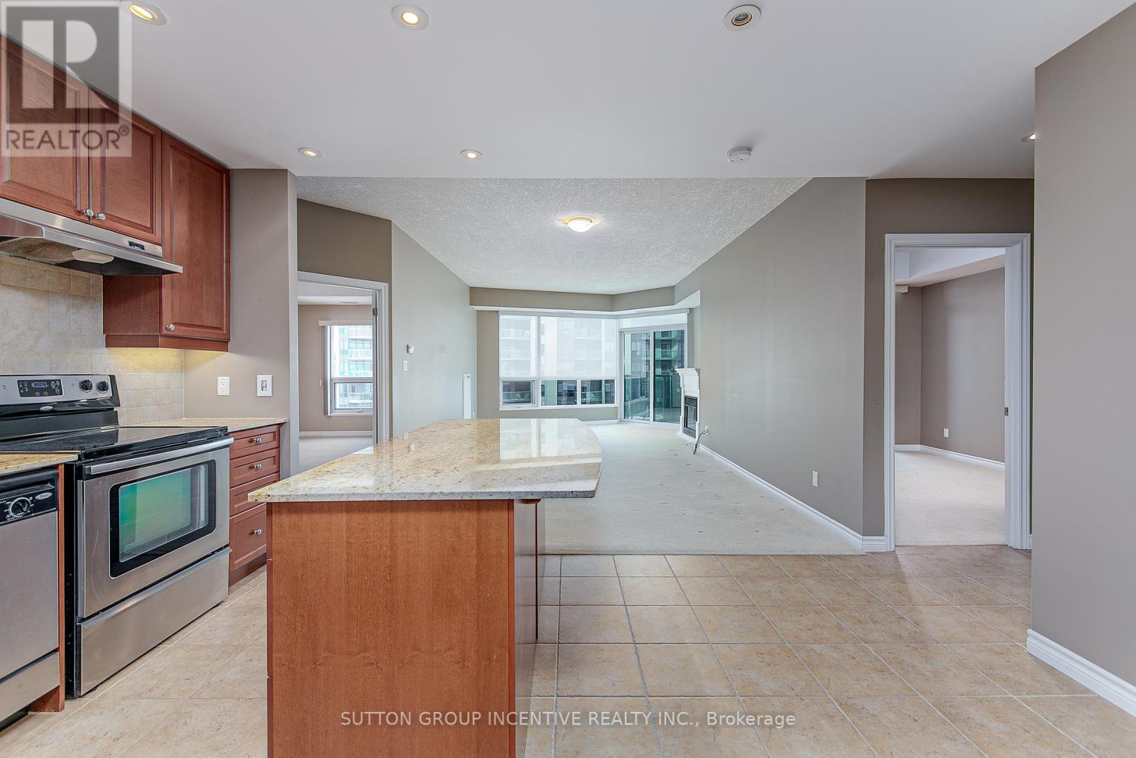 505 - 37 Ellen Street, Barrie, Ontario  L4N 4G2 - Photo 6 - S11972025