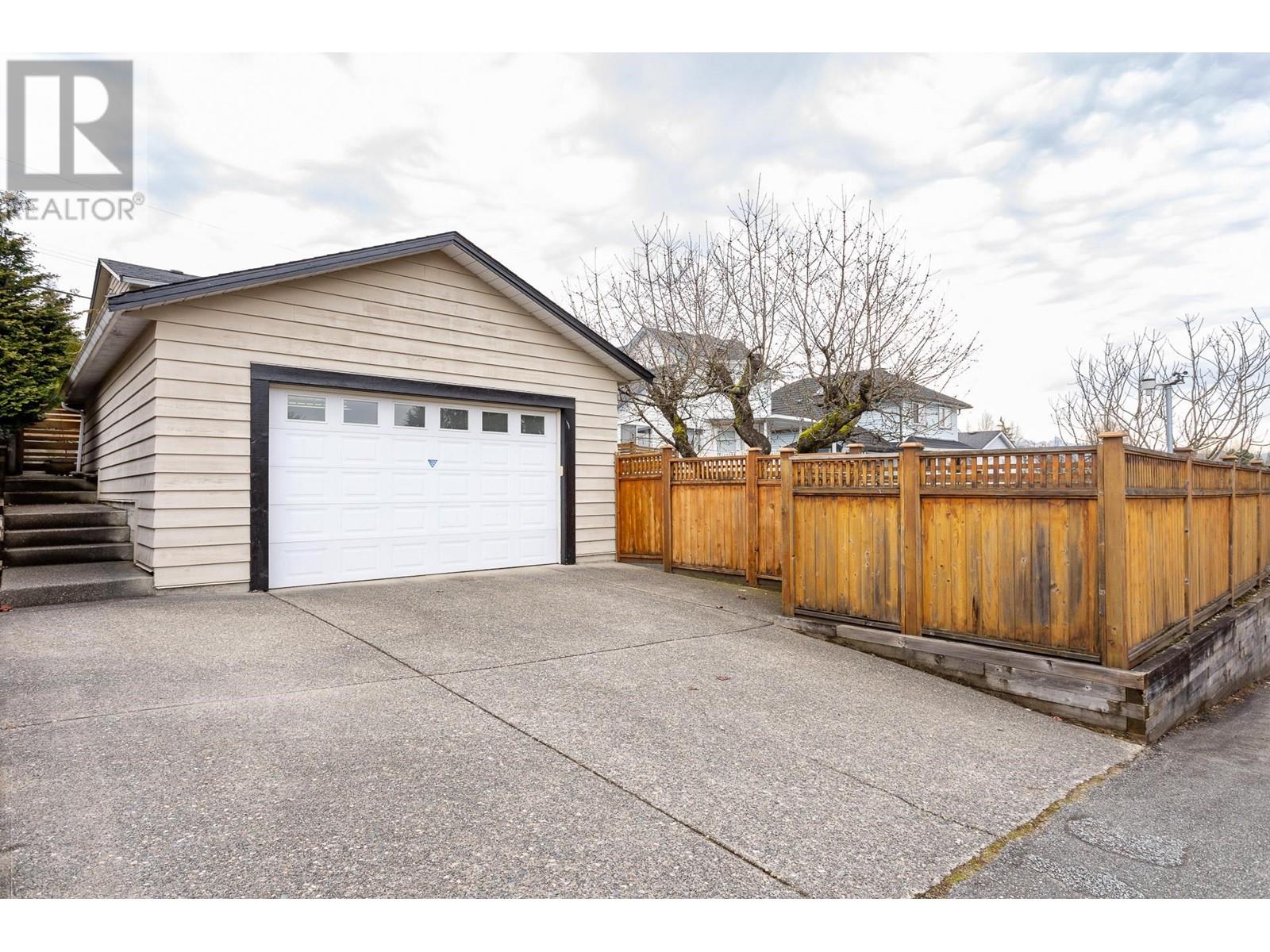2920 Walton Avenue, Coquitlam, British Columbia  V3B 2W3 - Photo 28 - R2982791