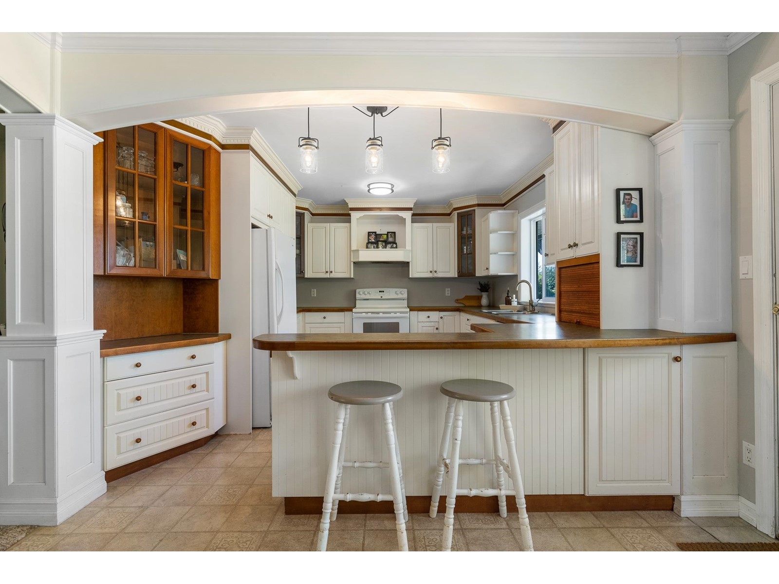 Property at 6576 RIVERSIDE STREET image 3