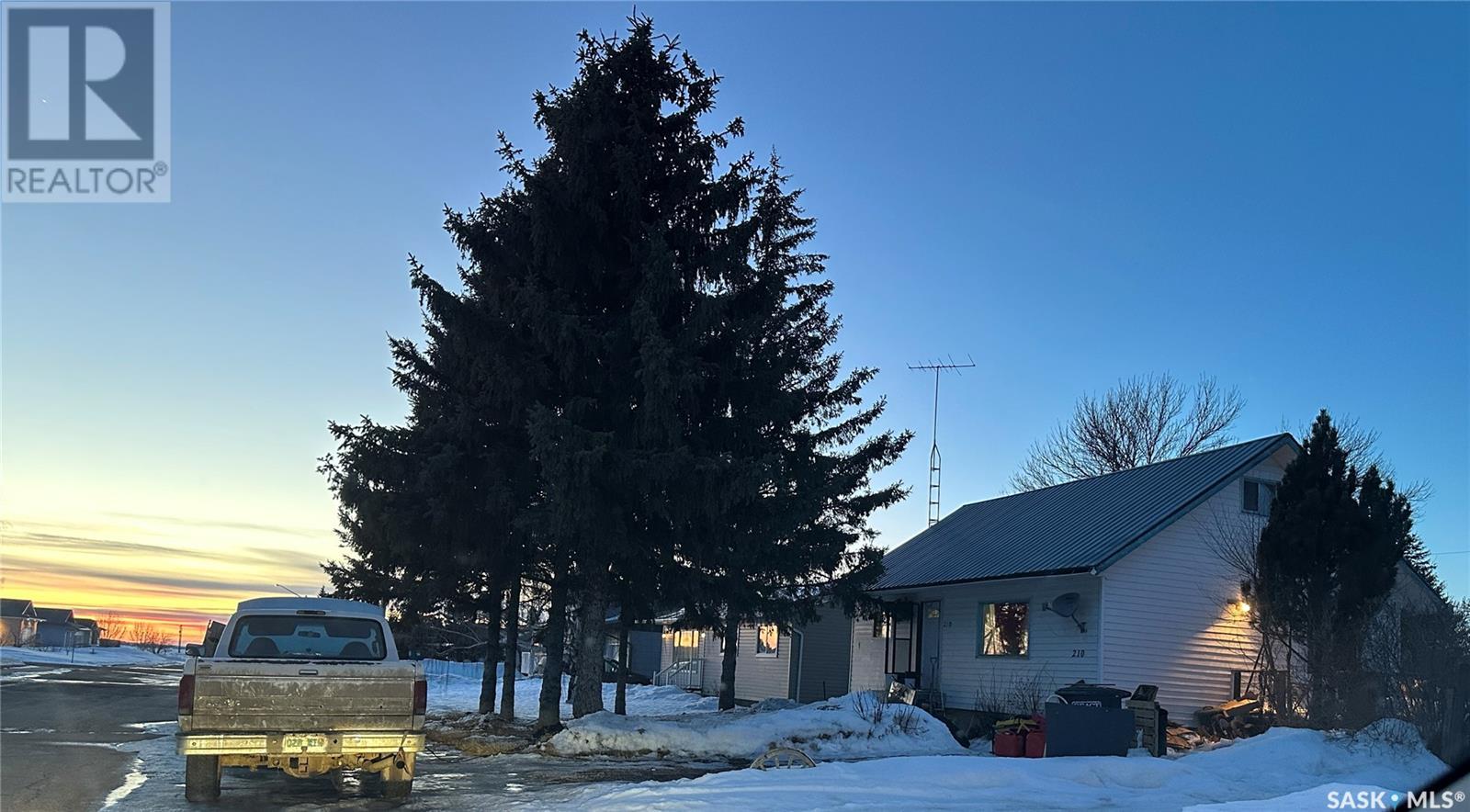 210 7th STREET S, wakaw, Saskatchewan
