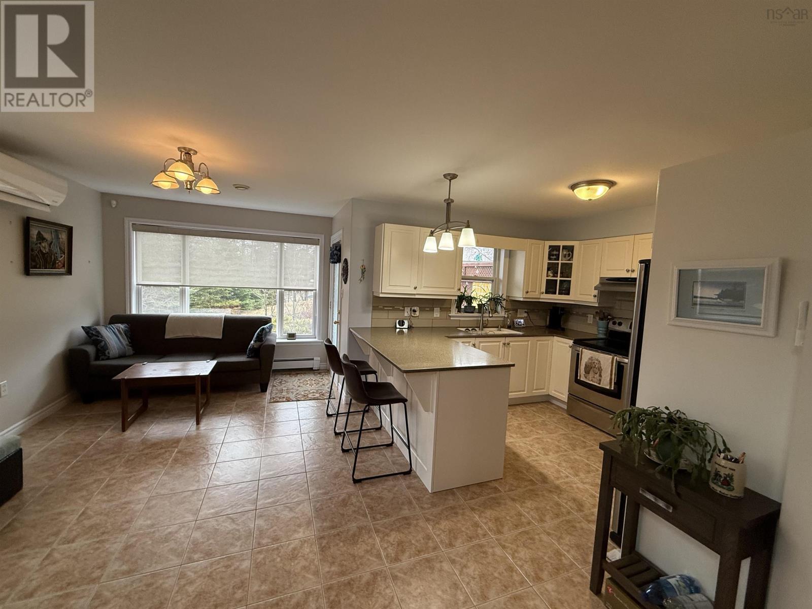 49 Woodhaven Close, Dartmouth, Nova Scotia  B2W 6P9 - Photo 3 - 202506406