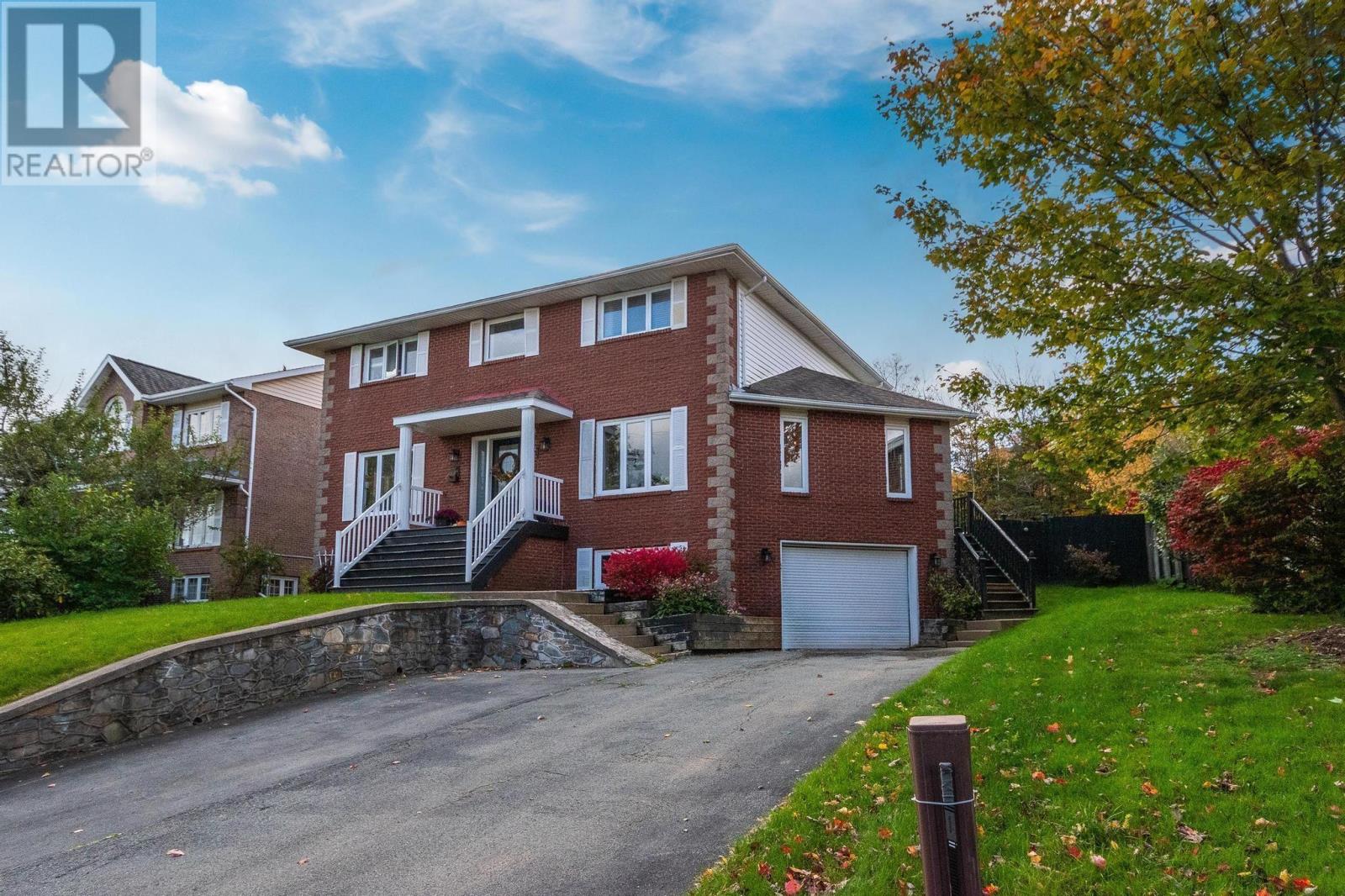 94 Lakeshire Crescent, Dartmouth, Nova Scotia  B2V 2N8 - Photo 2 - 202506407