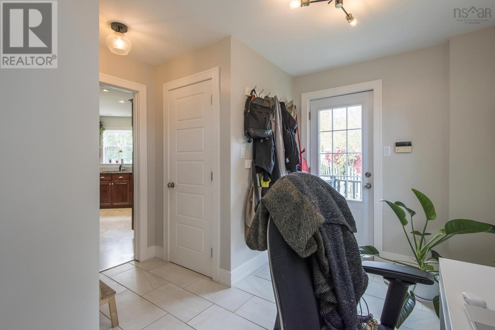 94 Lakeshire Crescent, Dartmouth, Nova Scotia  B2V 2N8 - Photo 38 - 202506407