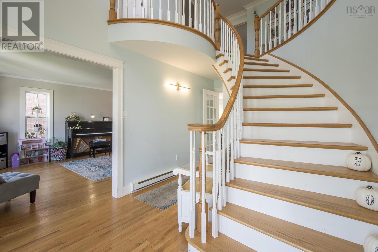 94 Lakeshire Crescent, Dartmouth, Nova Scotia  B2V 2N8 - Photo 4 - 202506407