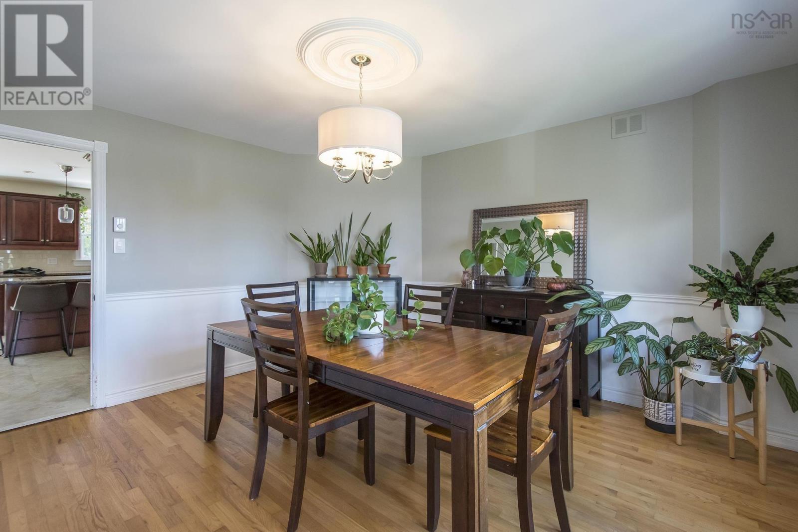 94 Lakeshire Crescent, Dartmouth, Nova Scotia  B2V 2N8 - Photo 5 - 202506407