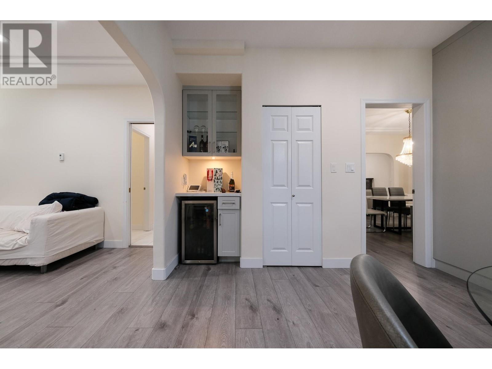 6488 Dumfries Street, Vancouver, British Columbia  V5P 3B4 - Photo 11 - R2983814
