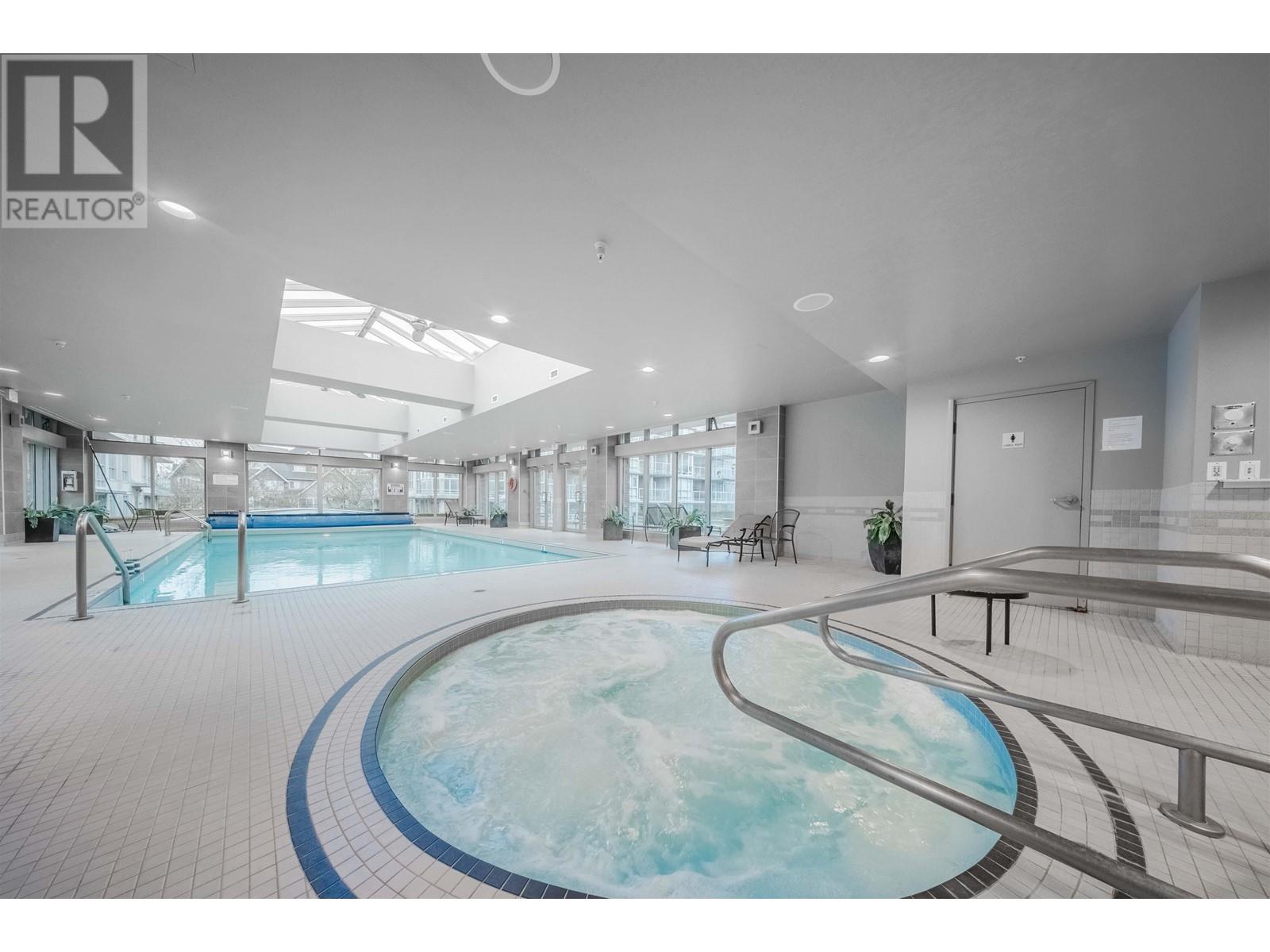 Listing Picture 12 of 16 : 120 9371 HEMLOCK DRIVE, Richmond / 烈治文 - 魯藝地產 Yvonne Lu Group - MLS Medallion Club Member