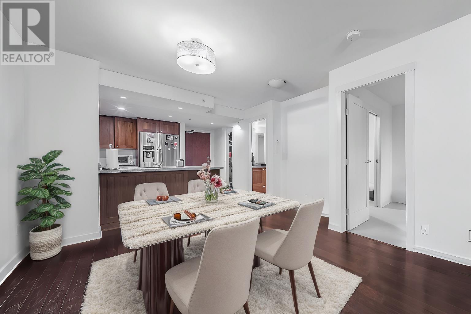 Listing Picture 4 of 16 : 120 9371 HEMLOCK DRIVE, Richmond / 烈治文 - 魯藝地產 Yvonne Lu Group - MLS Medallion Club Member