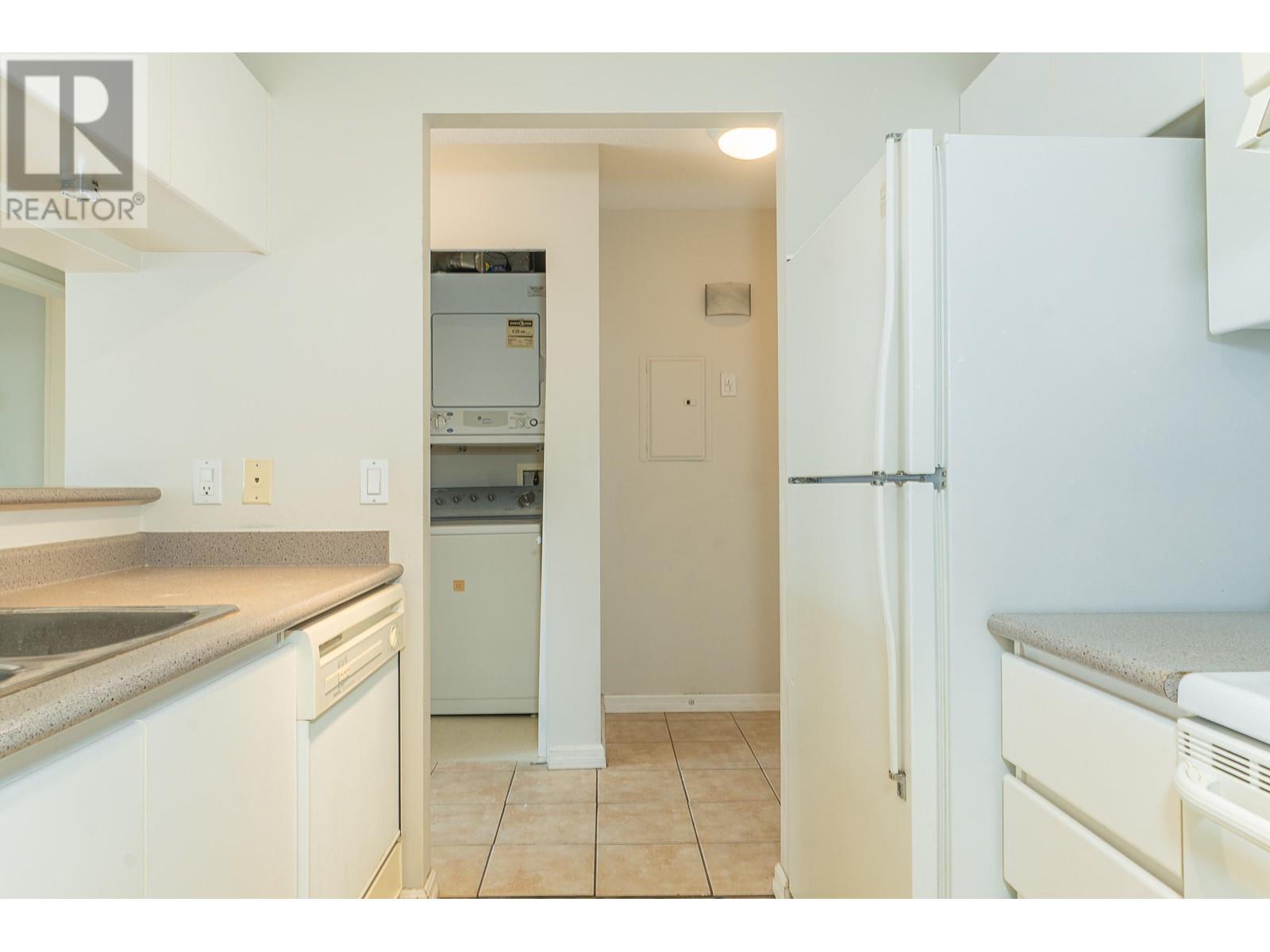 1702 5189 Gaston Street, Vancouver, British Columbia  V5R 6C7 - Photo 4 - R2983950