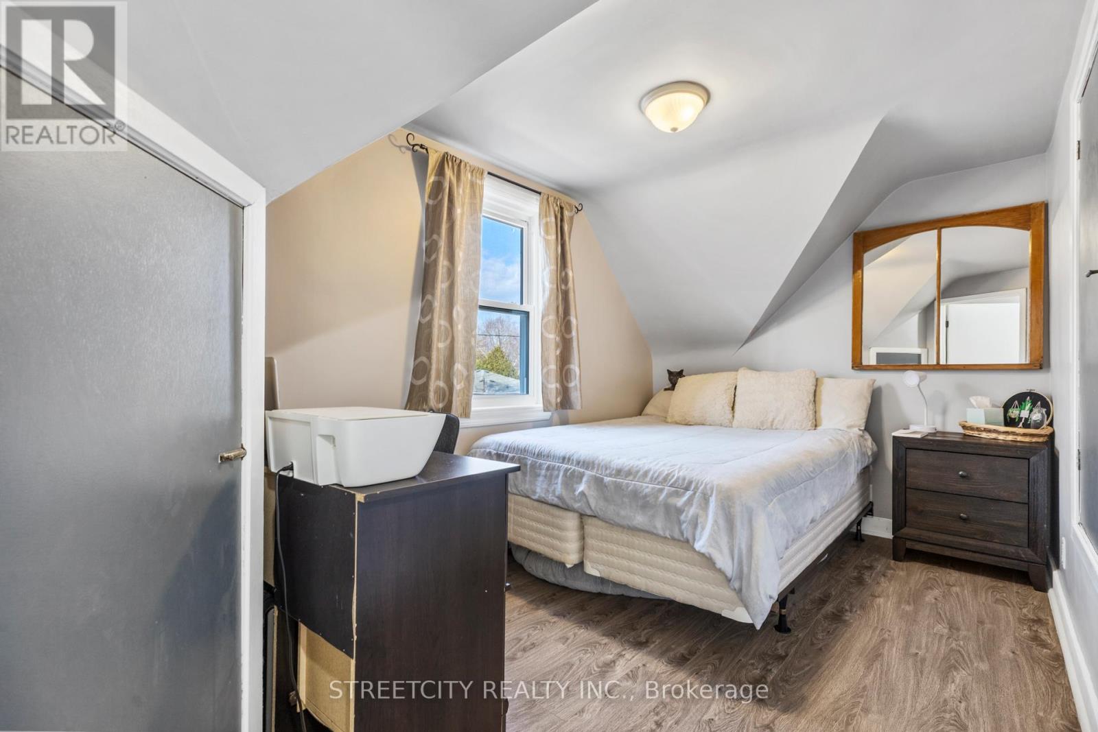 23 Dunkirk Drive, St. Thomas, Ontario  N5R 1R9 - Photo 14 - X12054090