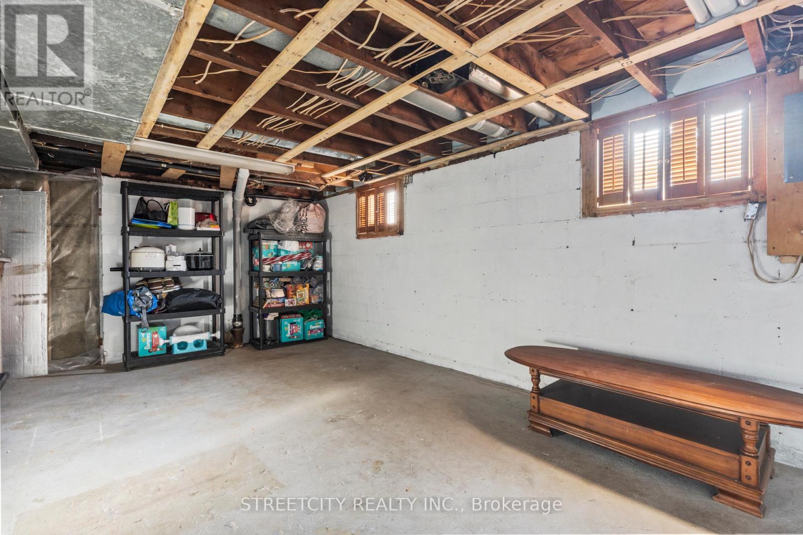 23 Dunkirk Drive, St. Thomas, Ontario  N5R 1R9 - Photo 17 - X12054090