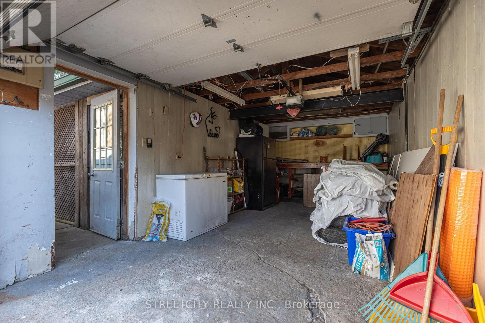 23 Dunkirk Drive, St. Thomas, Ontario  N5R 1R9 - Photo 25 - X12054090