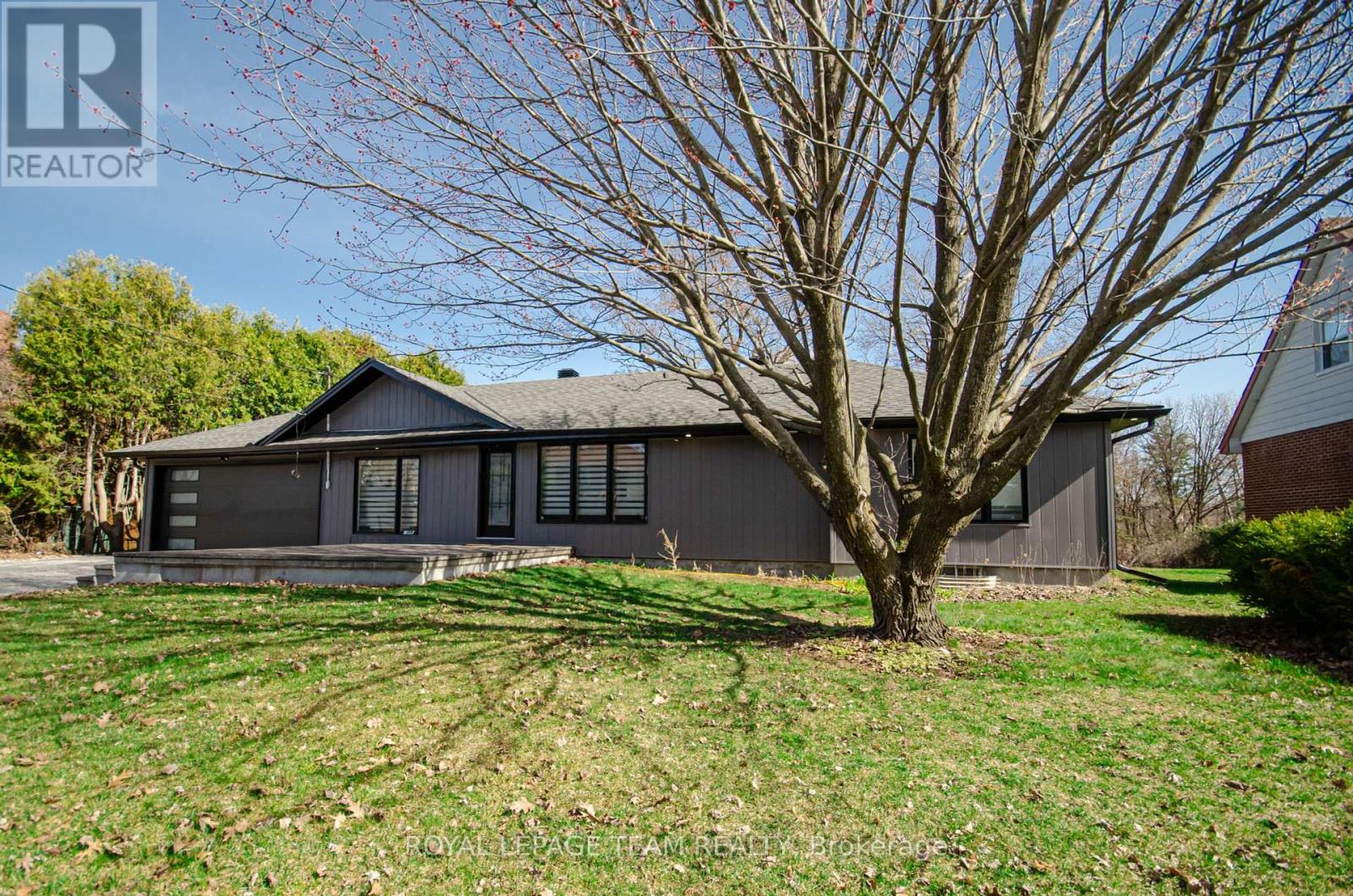 Property at 1373 NORMANDY CRESCENT image 2
