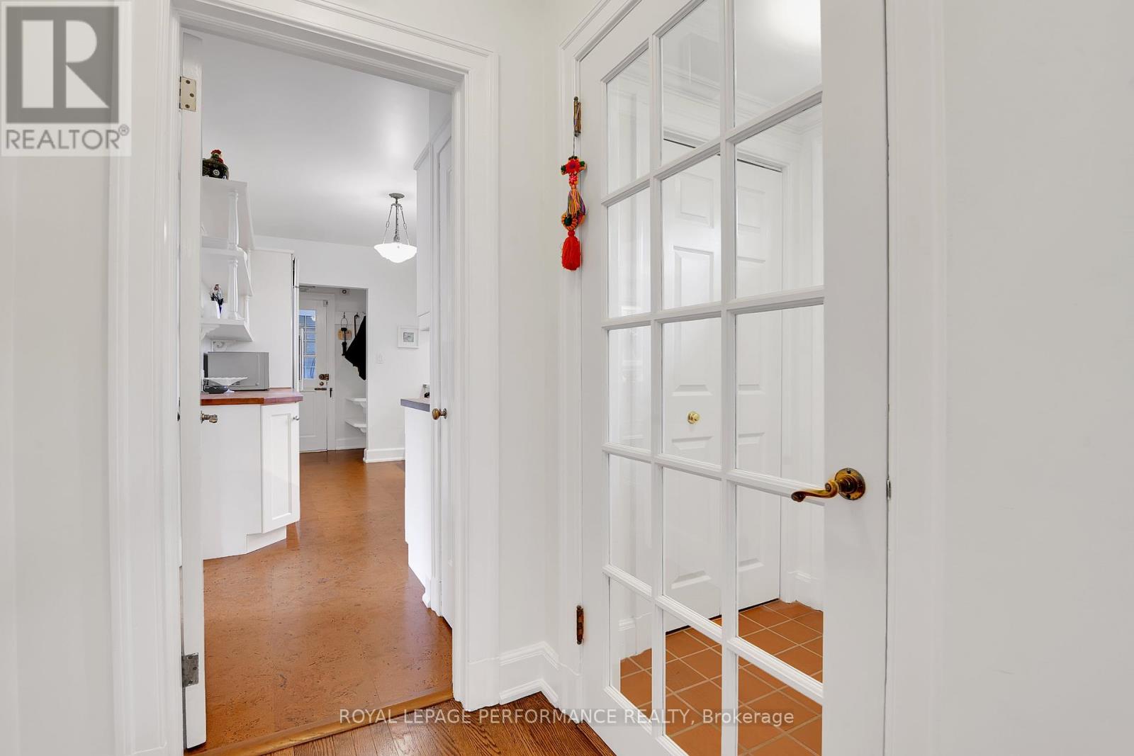 Property at 550 PICCADILLY AVENUE image 5