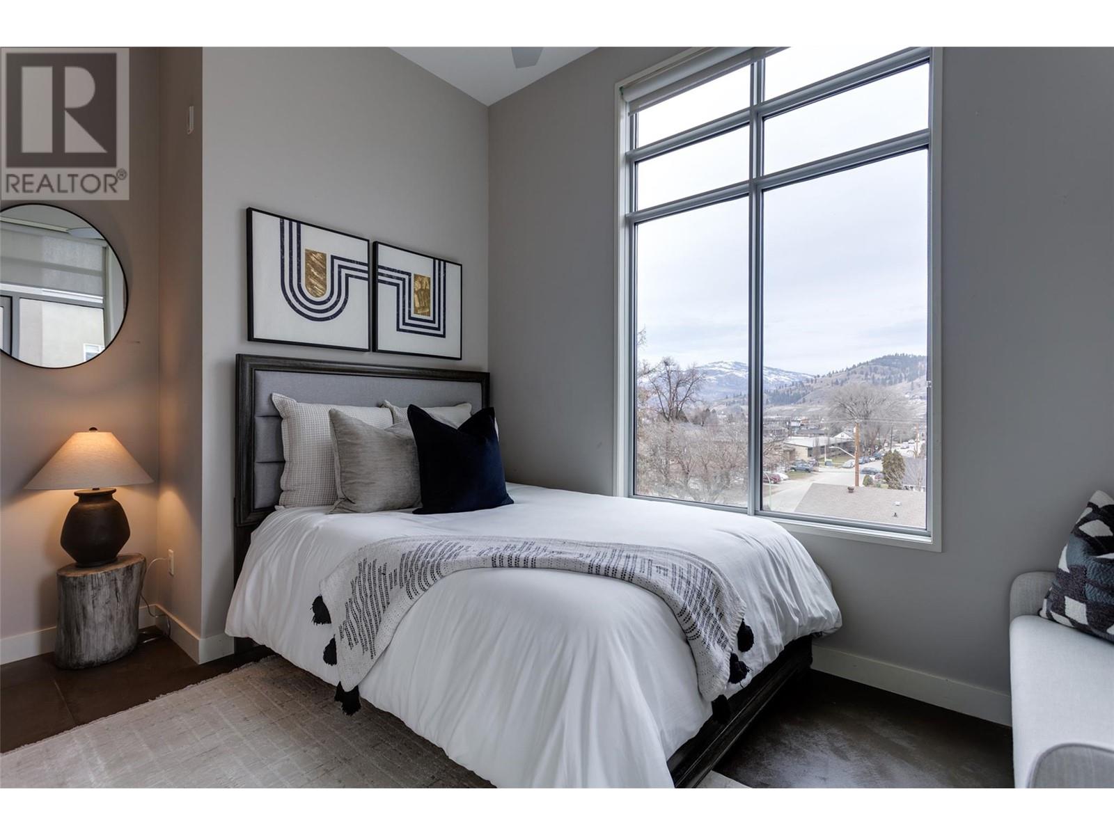 Property at 1495 Graham Street Unit# 401 image 2