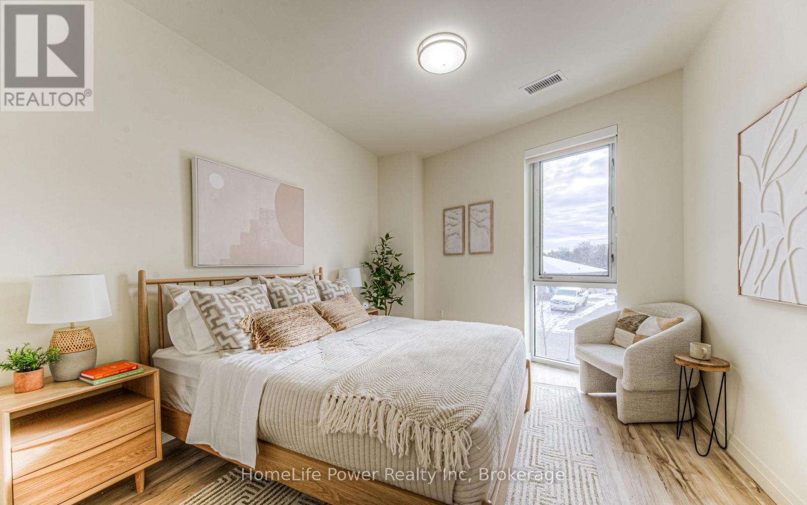204 - 301 Westmount Road, Kitchener, Ontario  N2M 5M9 - Photo 13 - X12053998