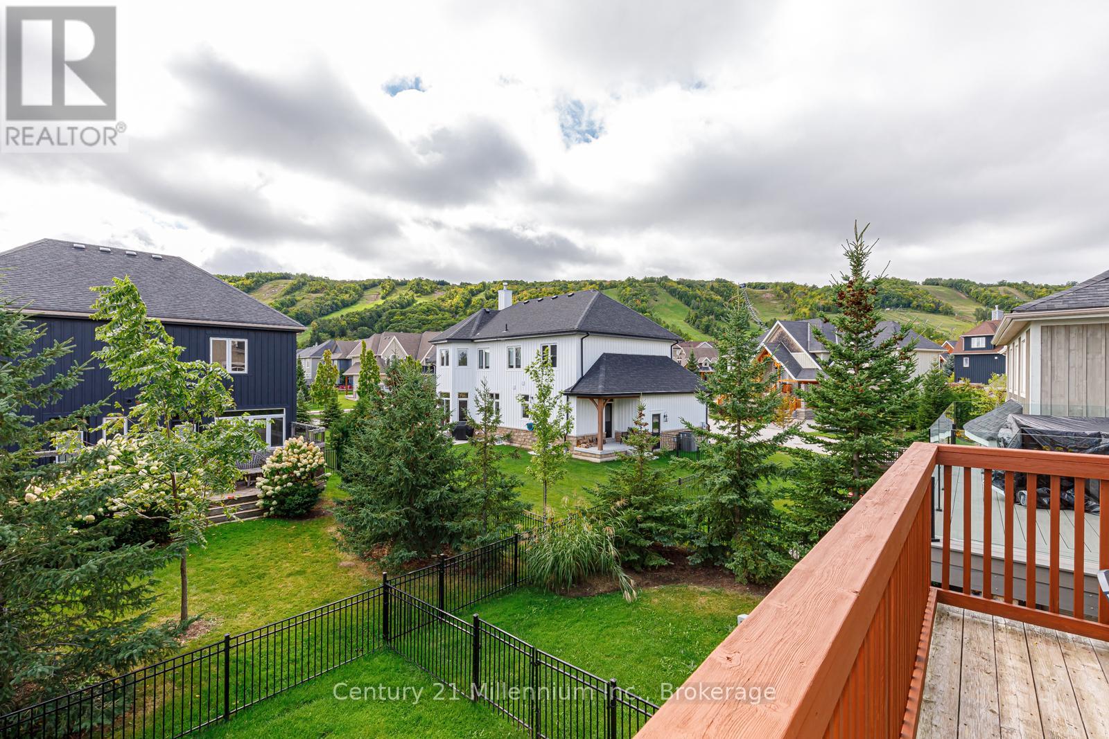105 Millennium Way, Blue Mountains, Ontario  L9Y 0B8 - Photo 33 - X12054062