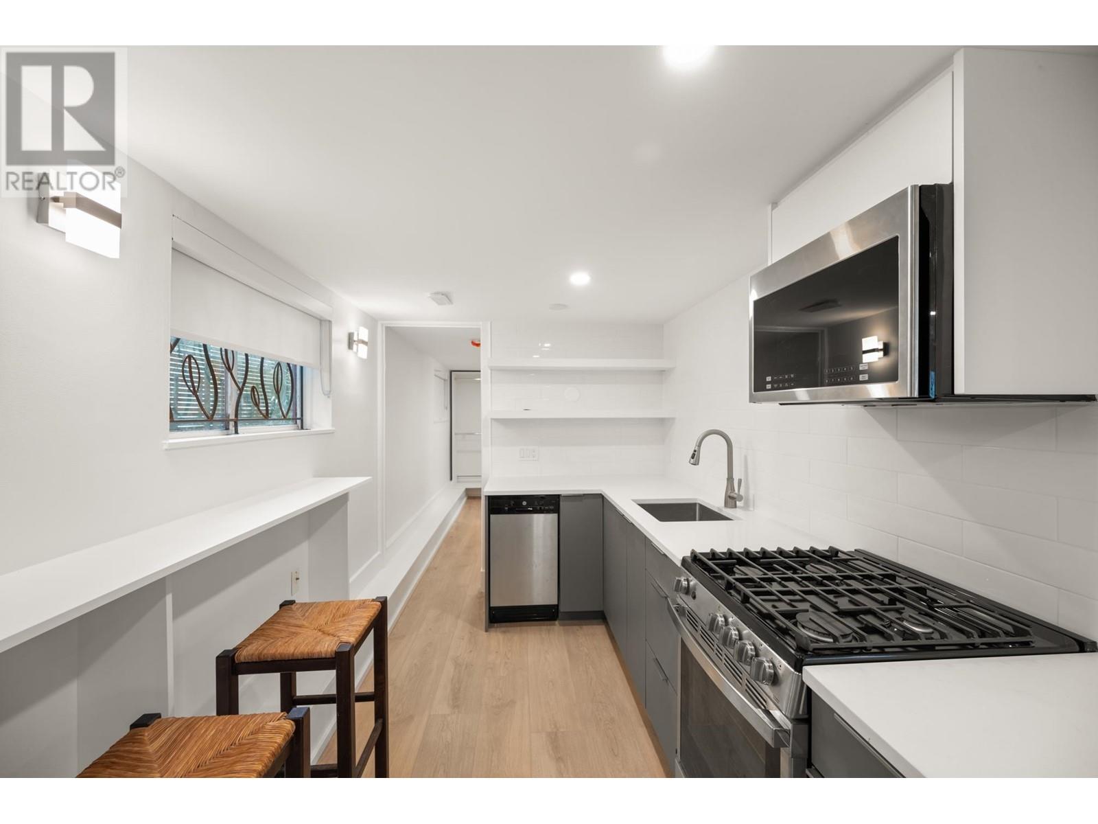 2128 E Pender Street, Vancouver, British Columbia  V5L 1X2 - Photo 29 - C8066965