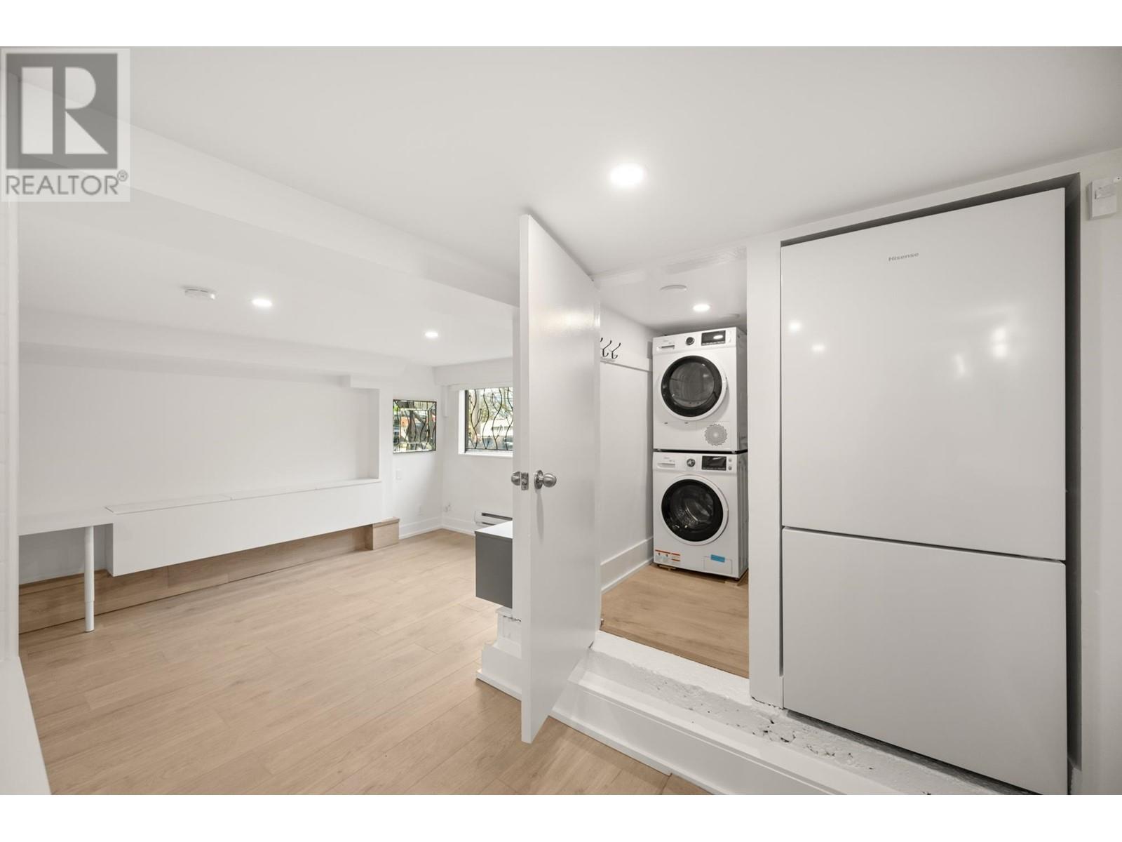 2128 E Pender Street, Vancouver, British Columbia  V5L 1X2 - Photo 31 - C8066965