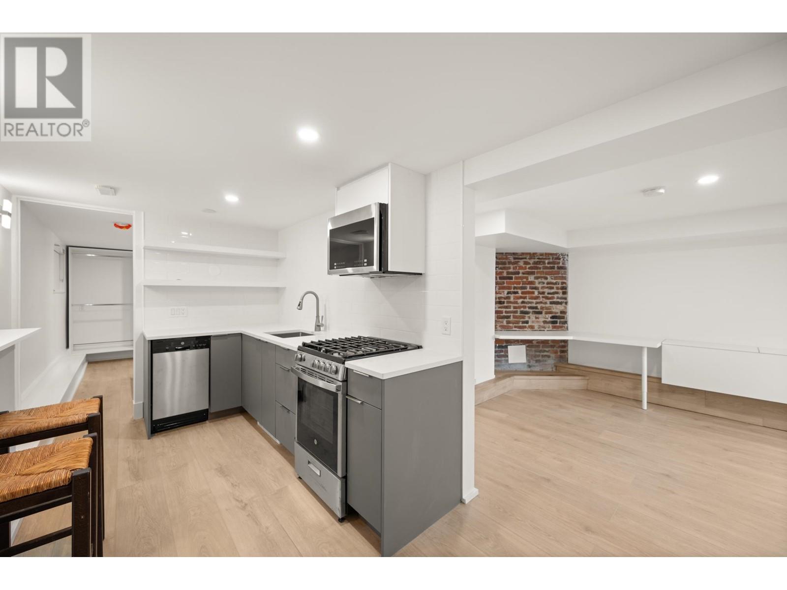2128 E Pender Street, Vancouver, British Columbia  V5L 1X2 - Photo 27 - C8066965