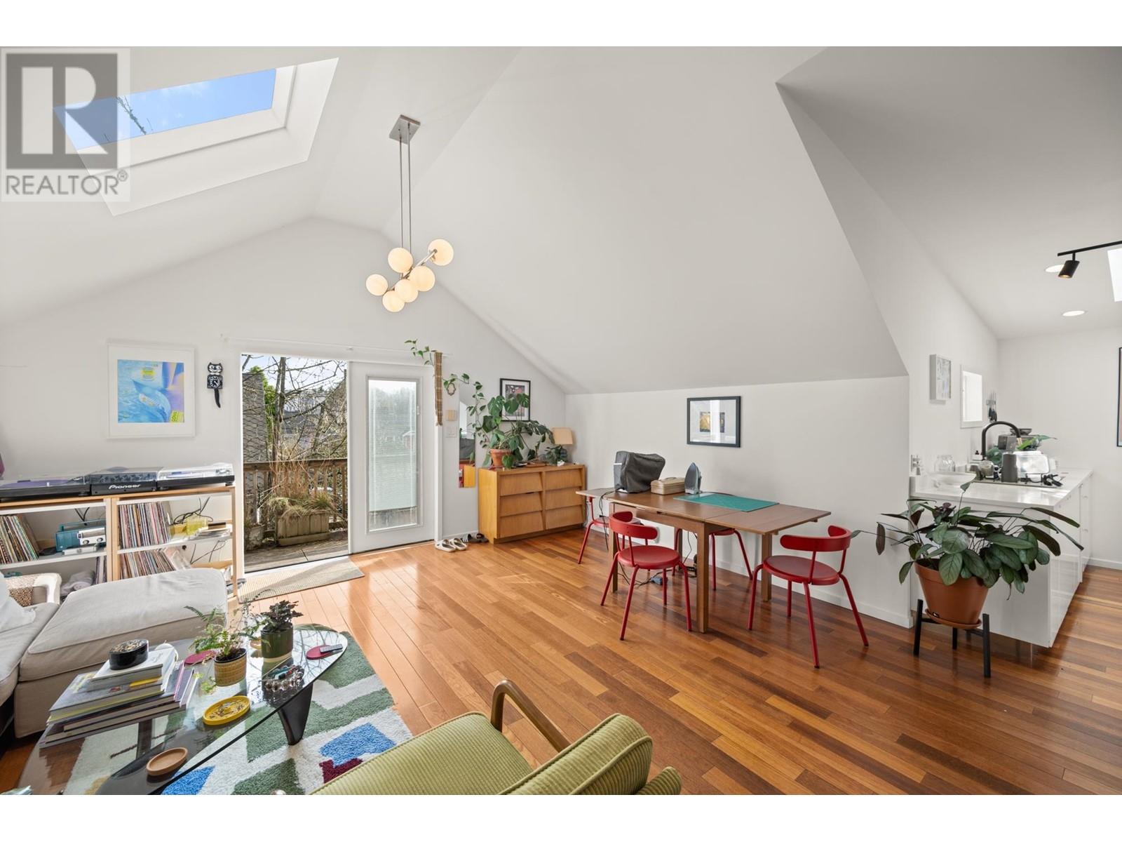 2128 E Pender Street, Vancouver, British Columbia  V5L 1X2 - Photo 15 - C8066965