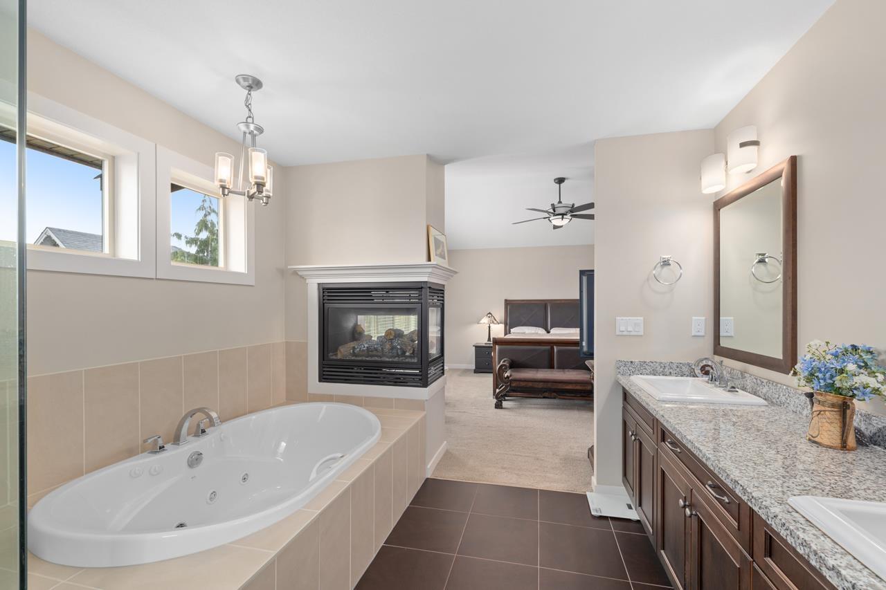 21083 78b Avenue, Langley, British Columbia  V2Y 0H4 - Photo 22 - R2984372