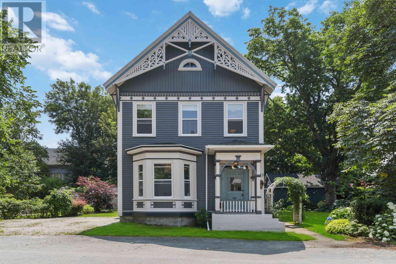 13 John Street, shelburne, Nova Scotia