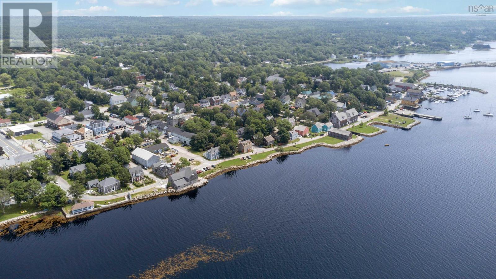 13 John Street, Shelburne, Nova Scotia  B0T 1W0 - Photo 4 - 202506413