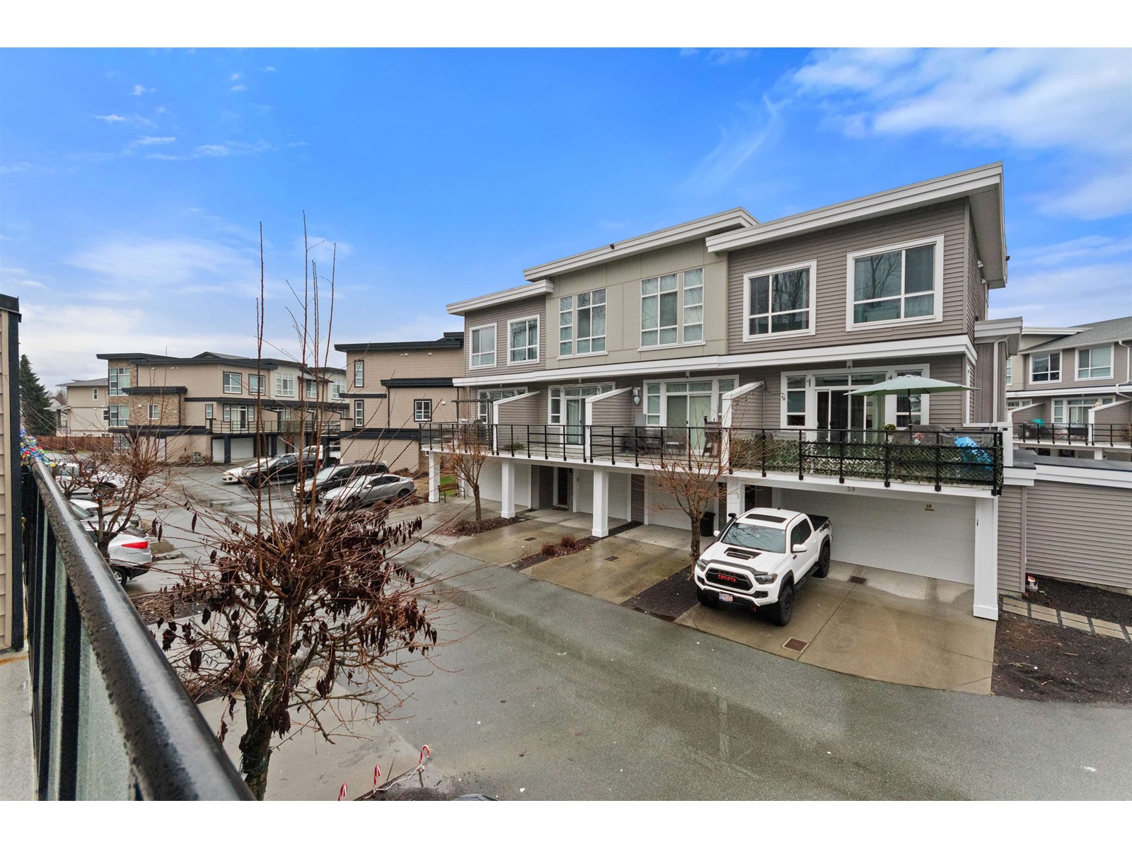 Property at 43 8413 MIDTOWN WAY image 2