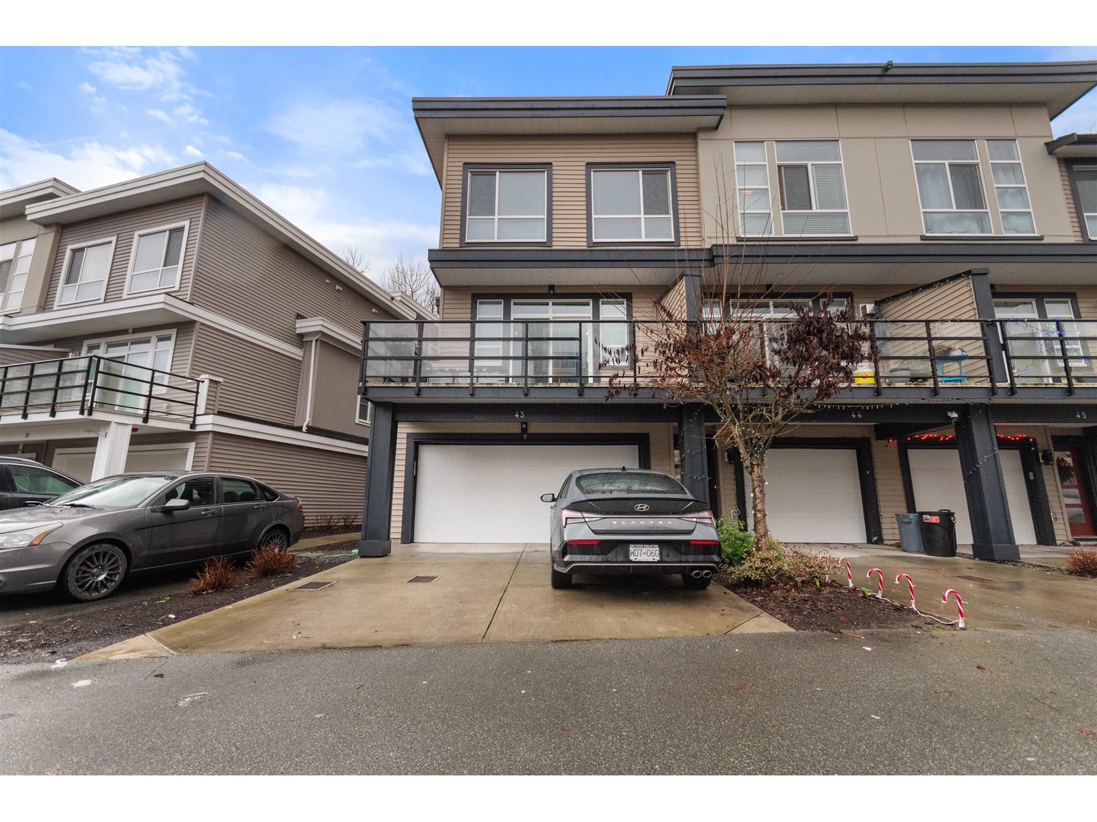 Property at 43 8413 MIDTOWN WAY image 1