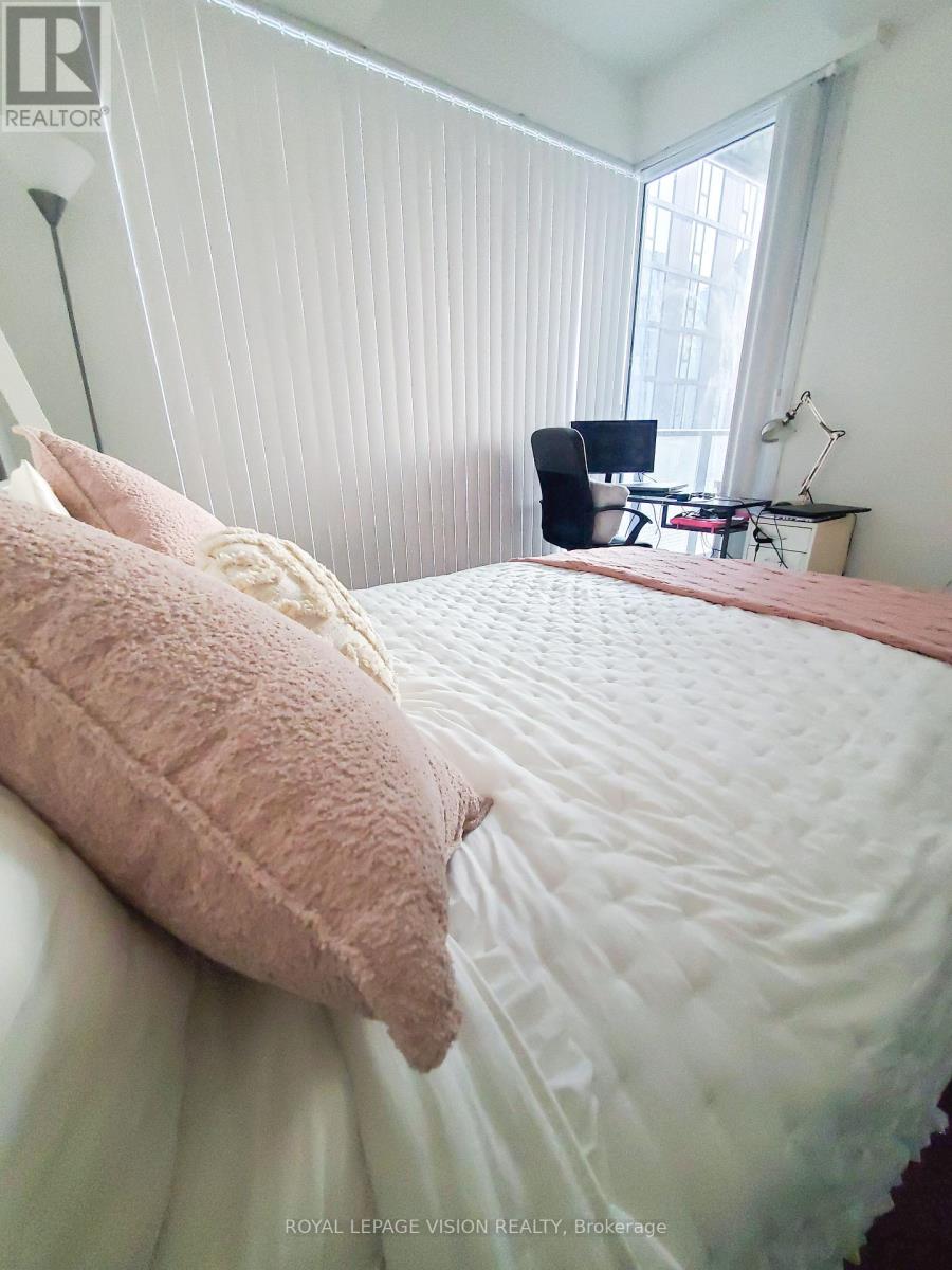 4307 - 115 Blue Jays Way, Toronto, Ontario  M5V 0N4 - Photo 11 - C12054036