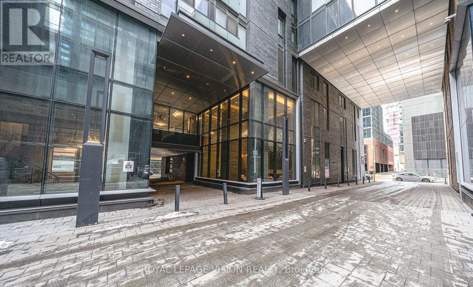 4307 - 115 Blue Jays Way, Toronto, Ontario  M5V 0N4 - Photo 2 - C12054036