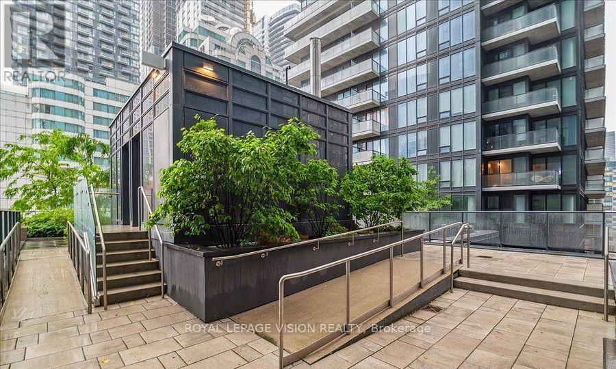 4307 - 115 Blue Jays Way, Toronto, Ontario  M5V 0N4 - Photo 20 - C12054036
