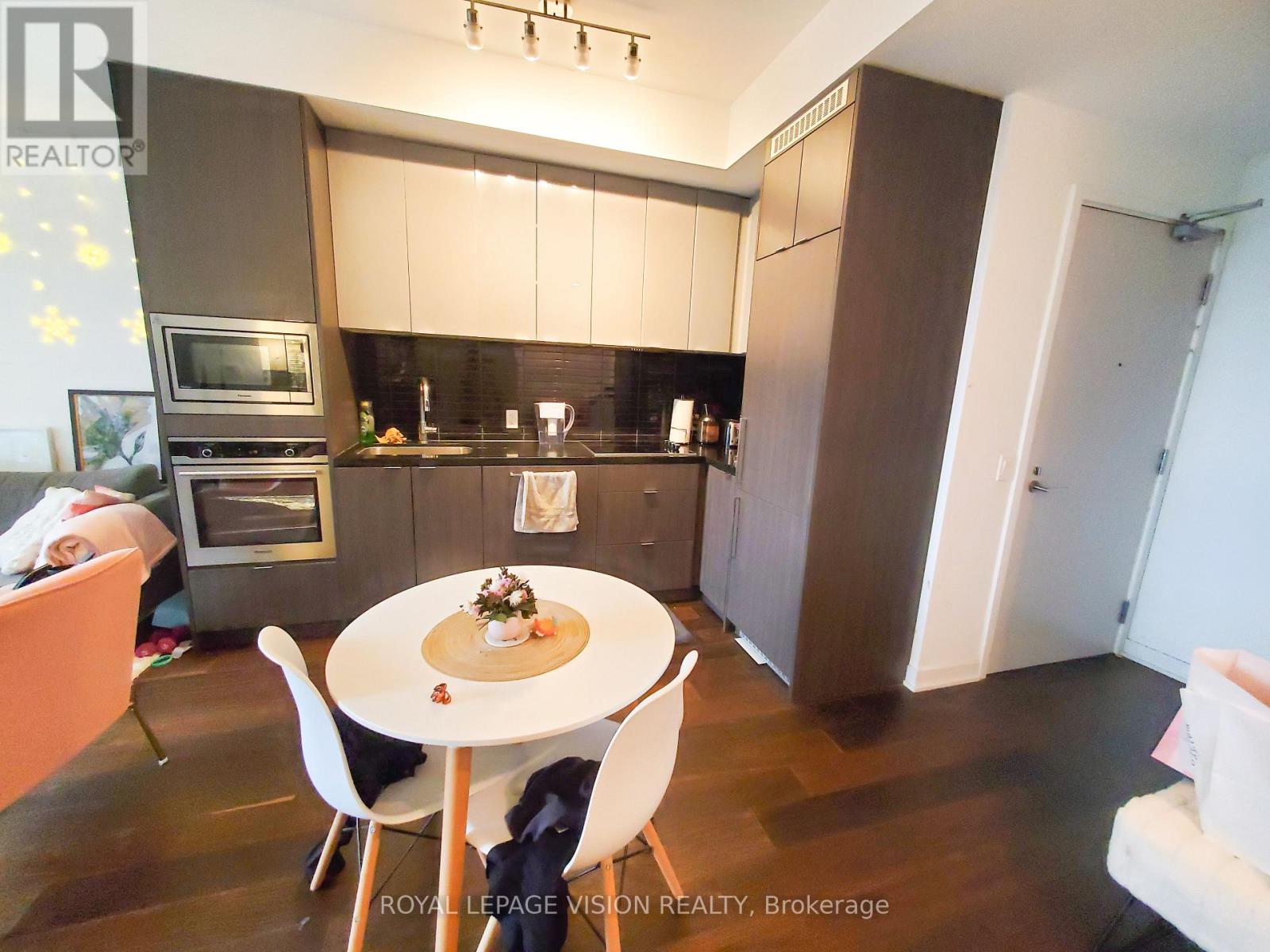 4307 - 115 Blue Jays Way, Toronto, Ontario  M5V 0N4 - Photo 9 - C12054036
