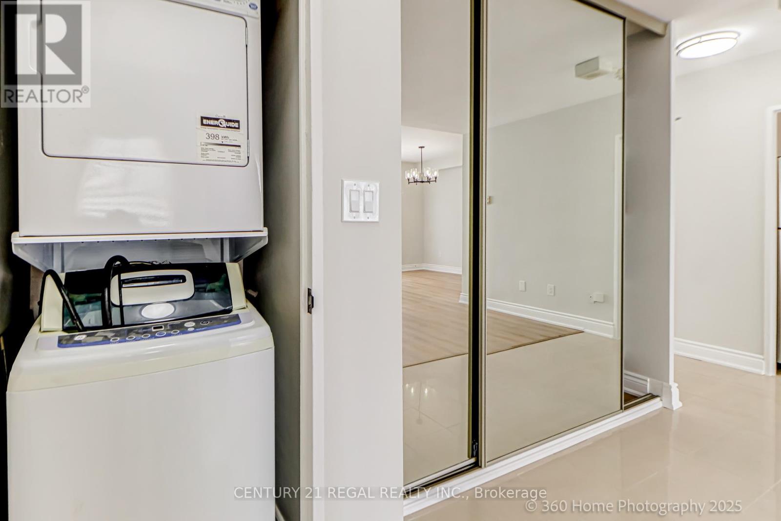 Ph06 - 5 Massey Square, Toronto, Ontario  M4C 5L6 - Photo 11 - E12053964
