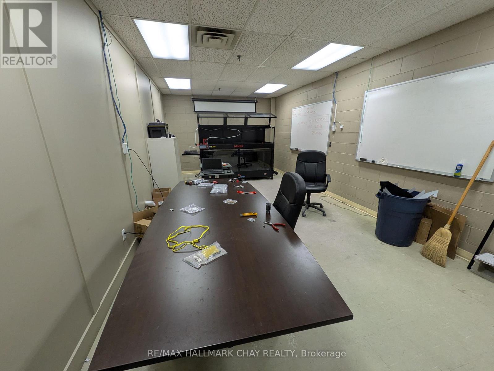 A - 279 Bayview Drive, Barrie (0 East), Ontario  L4N 8X9 - Photo 13 - S12053991