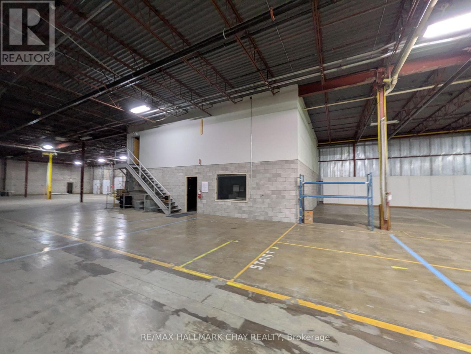 A - 279 Bayview Drive, Barrie (0 East), Ontario  L4N 8X9 - Photo 7 - S12053991