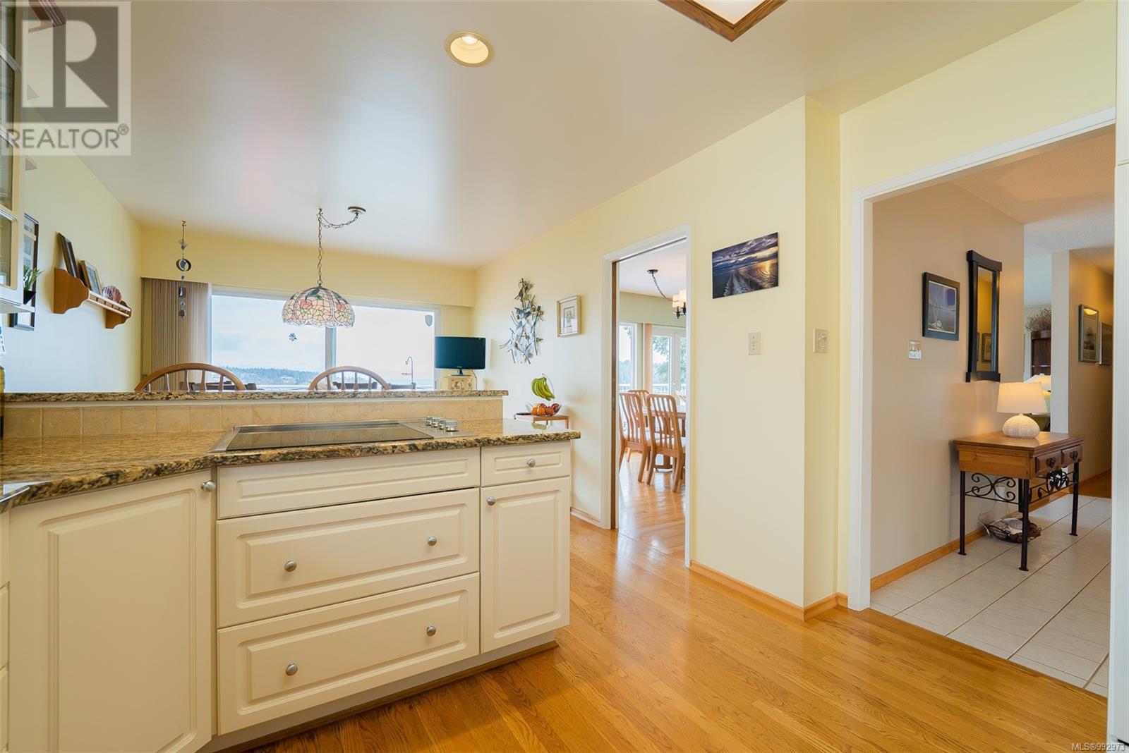 Property at 47 White Eagle Terr image 2