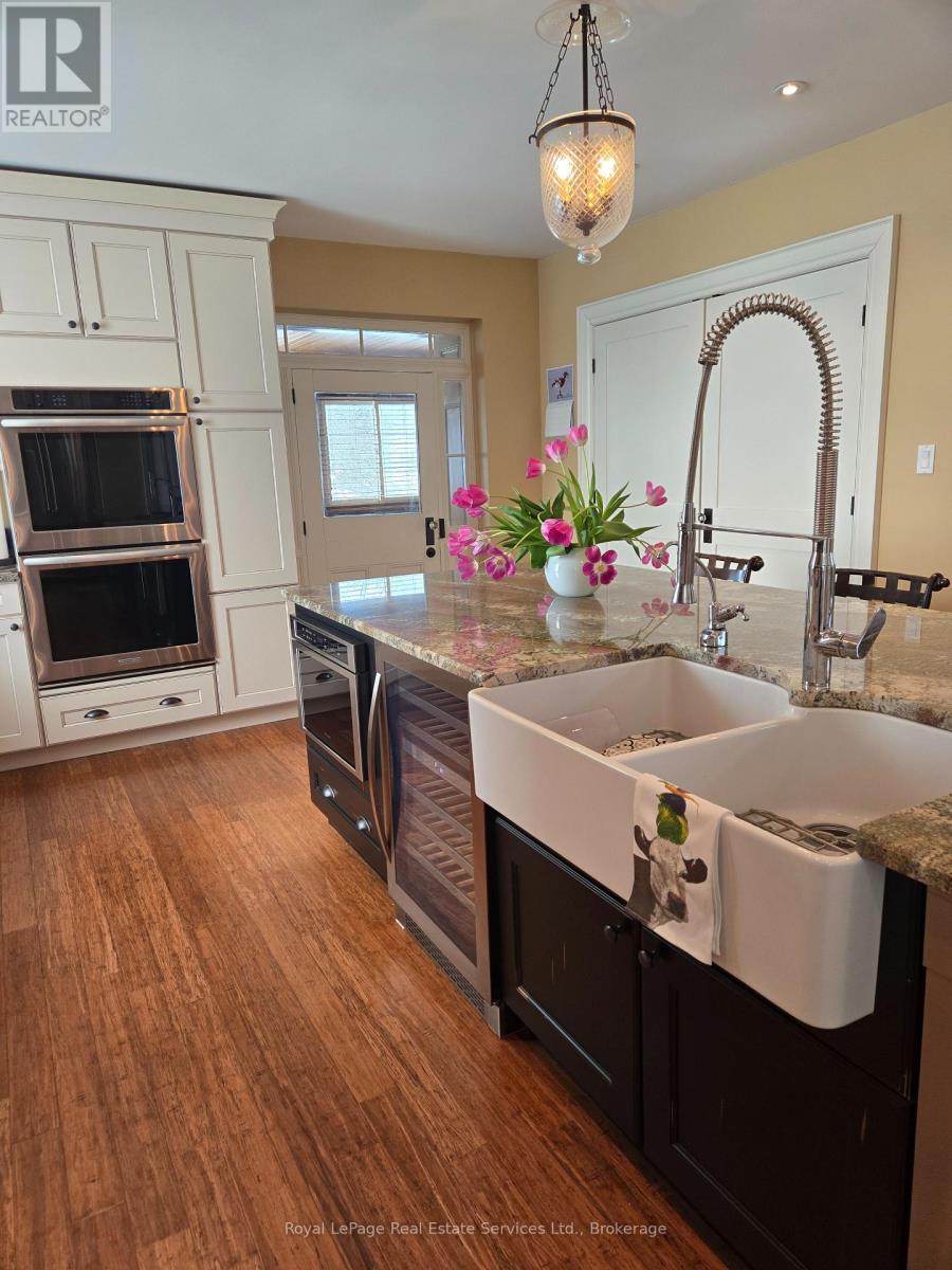 4197 Walkers Line, Burlington, Ontario  L7R 3X4 - Photo 9 - W12053814