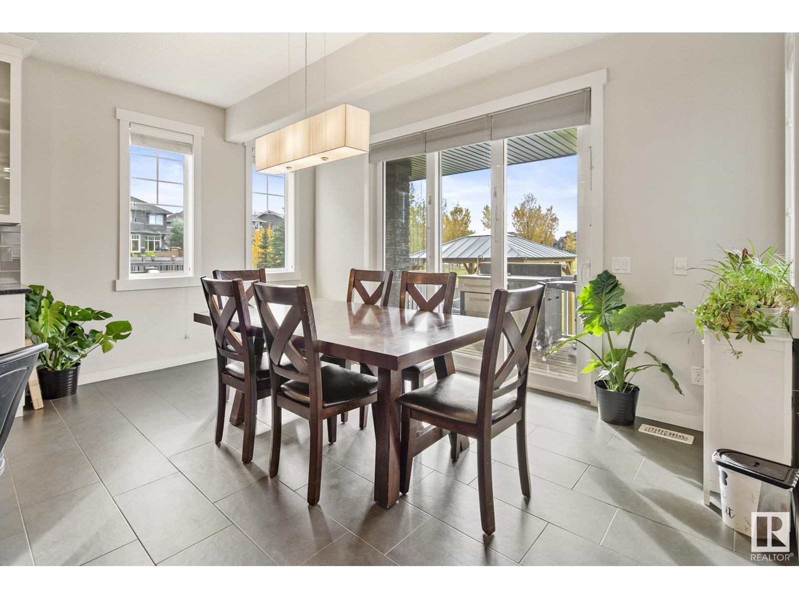 Property at 4904 CRABAPPLE LN SW image 3