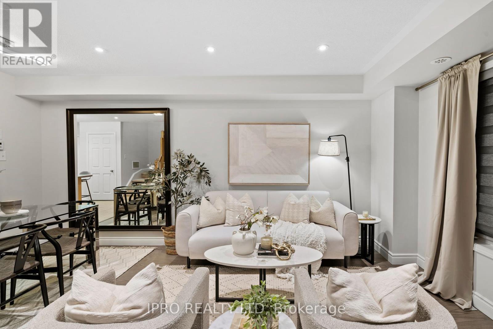 Property at 101 - 5650 WINSTON CHURCHHILL BOULEVARD image 2