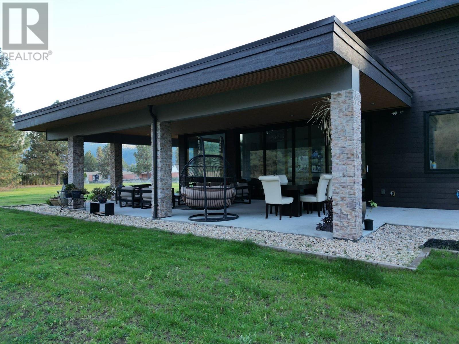 2465 Coalchute Road, Grand Forks, British Columbia  V0H 1H2 - Photo 8 - 2479693