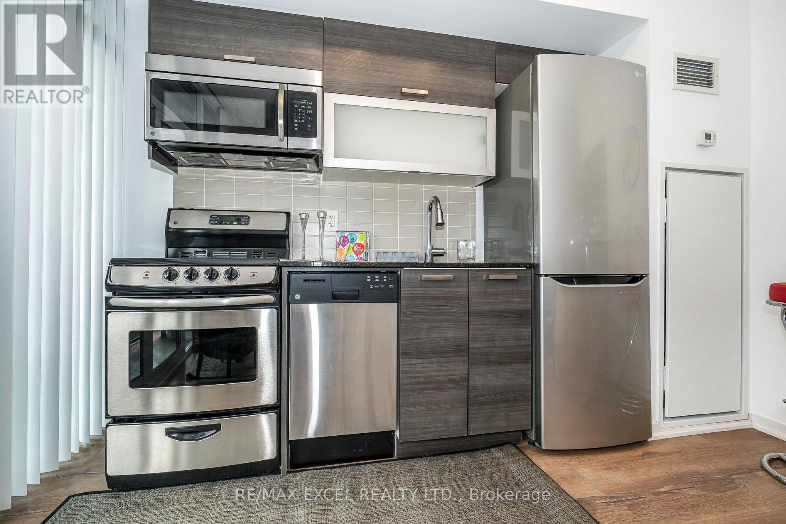 #821w - 36 Lisgar Street, Toronto, Ontario  M6J 0C7 - Photo 8 - C12049084
