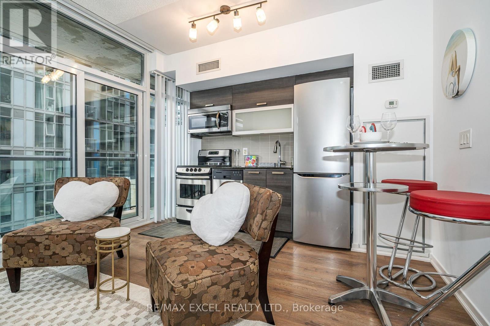 #821w - 36 Lisgar Street, Toronto, Ontario  M6J 0C7 - Photo 9 - C12049084
