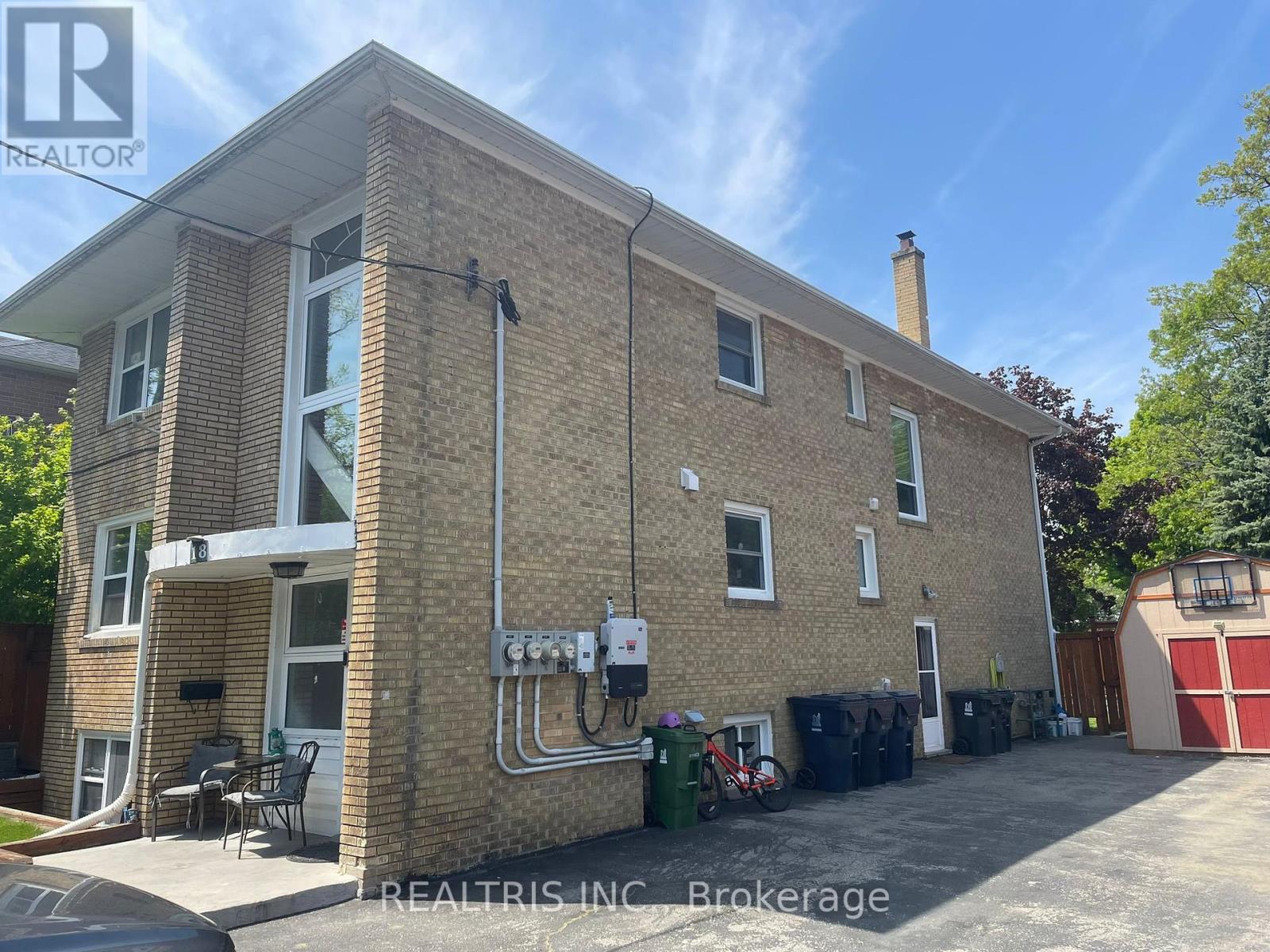 Property at 18 MUSKOKA AVENUE image 1