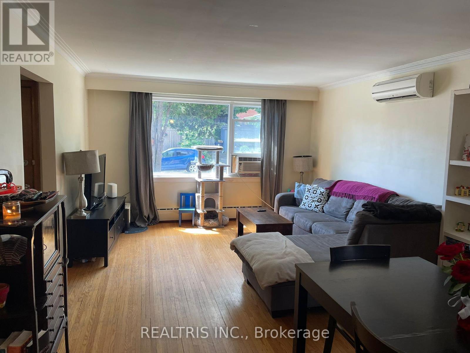 18 Muskoka Avenue, Toronto, Ontario  M8W 1H3 - Photo 16 - W12054131